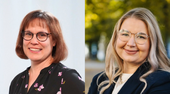 Kaksi naishenkilöä kuvassa