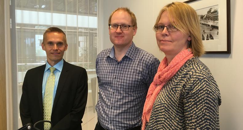 Mikko Västilä. Olli Jylhä ja Johanna Vilkuna