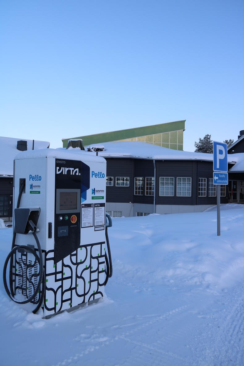 Pellon sähköautojen latauspiste